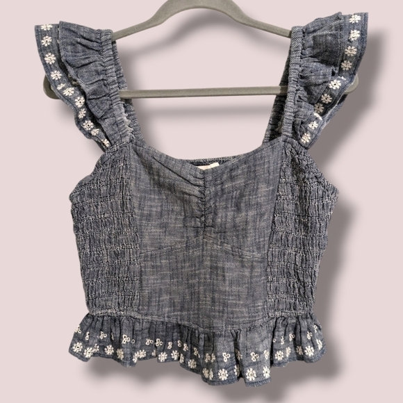 Cleobella Chambray Daisy Floral Flutter Sleeve Smocked Ruffle Top Coquette - Picture 2 of 8